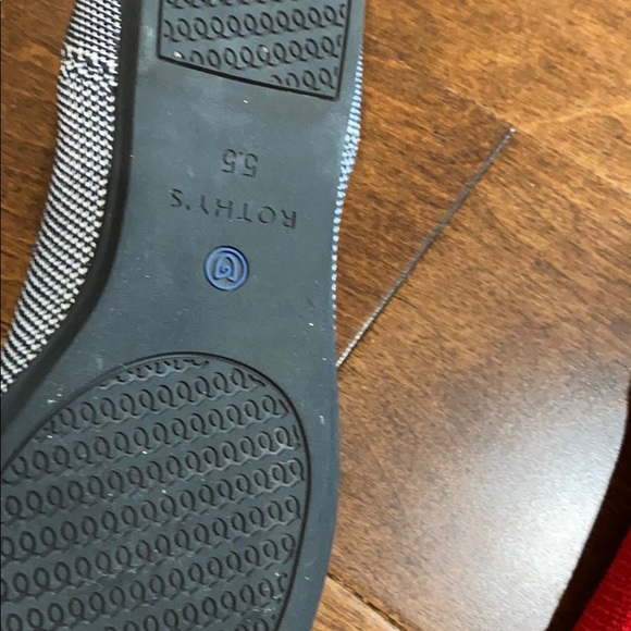 Flats - Picture 3 of 5